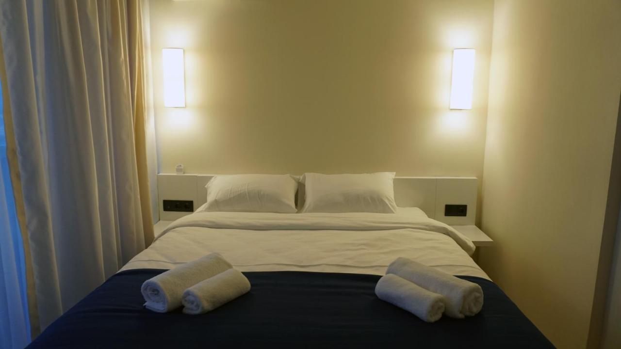 Trip Batumi Aparthotel Екстериор снимка